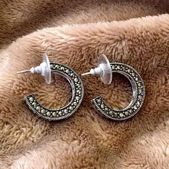 VTG Sterling Silver Marcasite Hoop Earrings - Picture 1 of 7